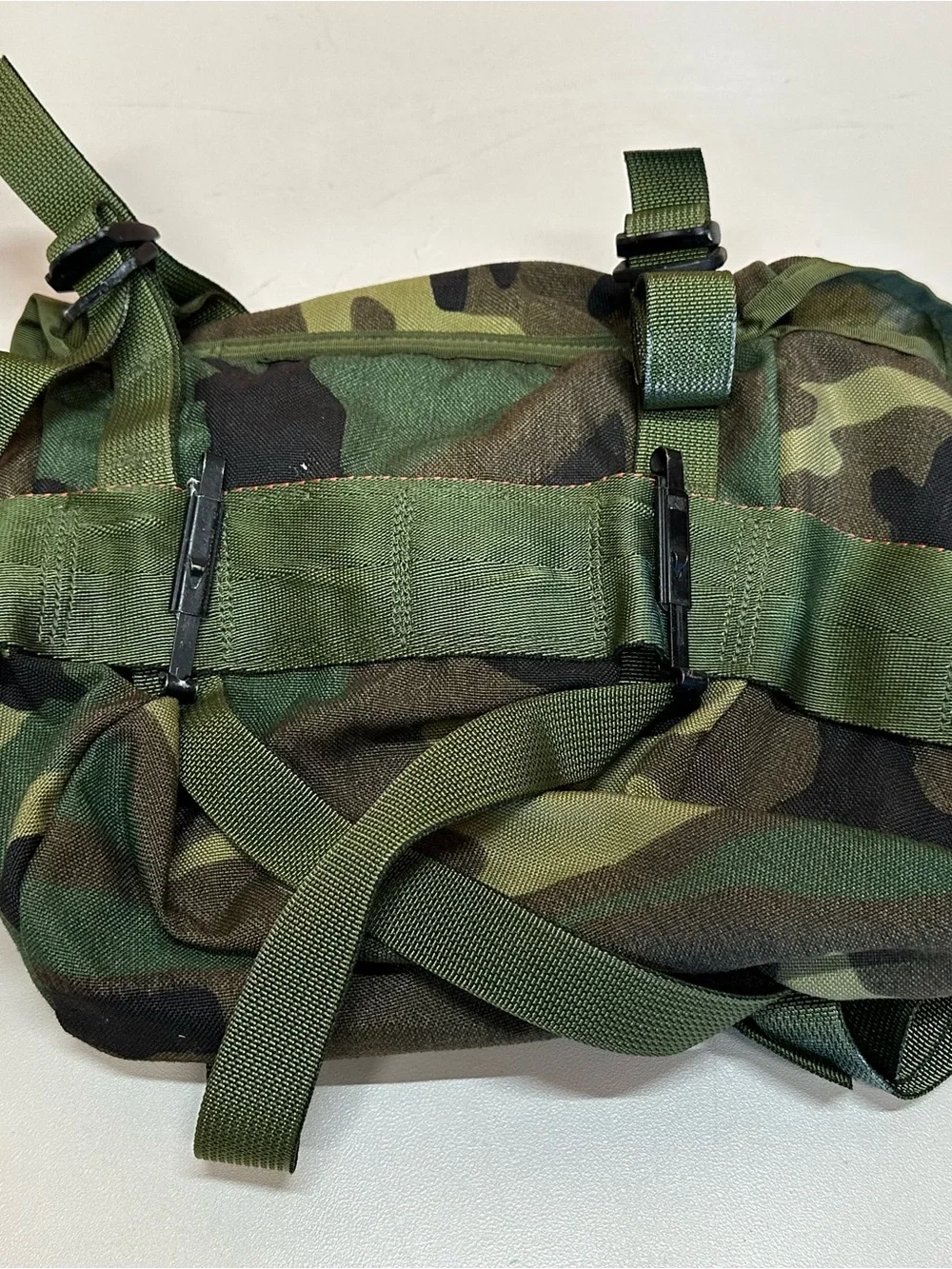 US Military Issue Woodland Camouflage MOLLE Field Training Alice Butt Pack